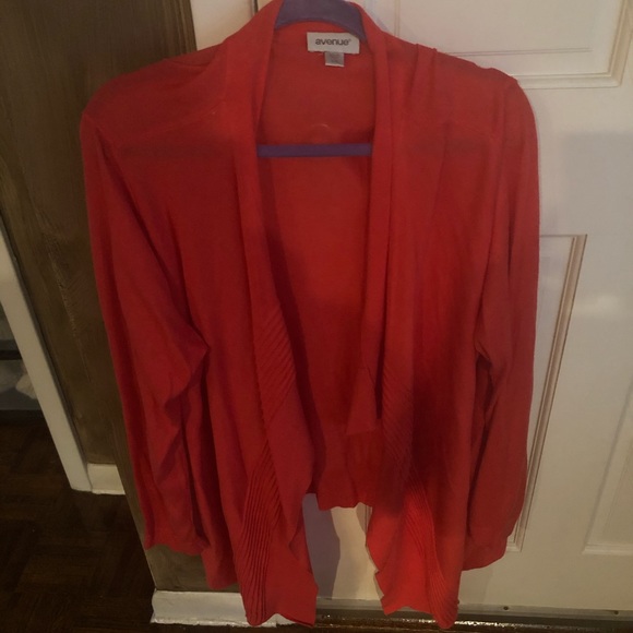 Woman’s Plus Size Clothing - Picture 5 of 6